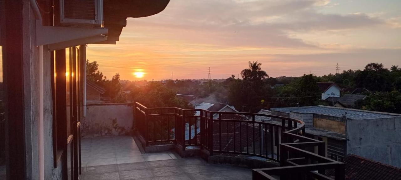 Feelhome Stay Midang Екстериор снимка